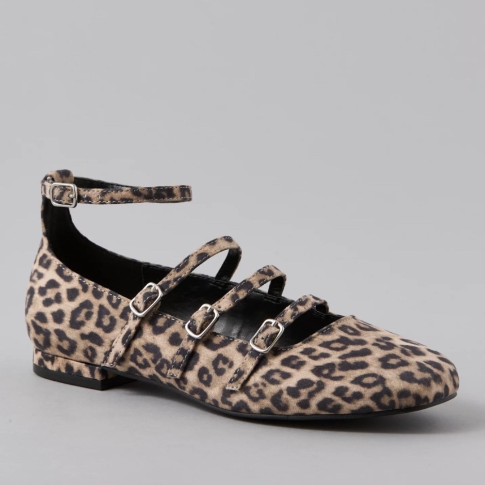 American Eagle Outfitters Leopard Print Buckle-Strap Flat in Tan and Black Nwt